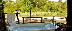 Mara Explorer outdoor Jacuzzi