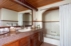 Sarova Lion Hill Lodge Bathroom