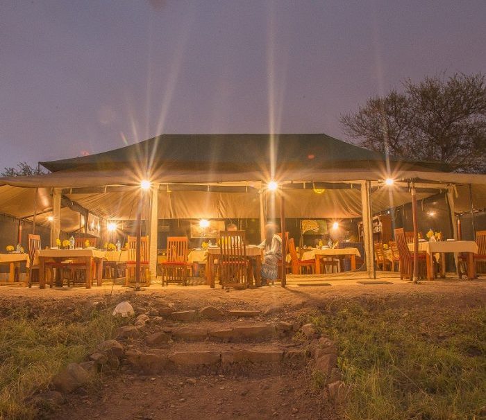 Tukaone Serengeti Camp